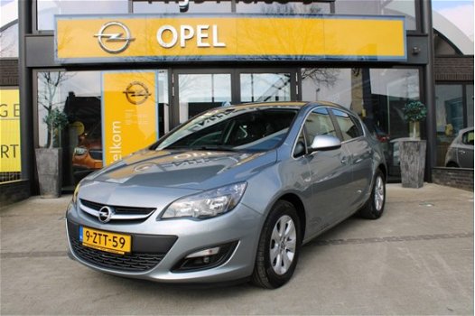 Opel Astra - 1.4i Turbo Edition+ navi / ecc - 1