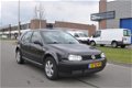 Volkswagen Golf - 1.4-16V Comfortline 5-DEURS/AIRCO MOTOR NIET GOED - 1 - Thumbnail