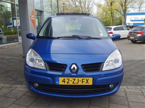 Renault Scénic - 1.6 16V 112PK BUSINESS LINE | GLAZEN PANORAMA SCHUIF-KANTELDAK | CLIMA | CRUISE | M - 1