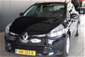 Renault Clio Estate - 1.5 dCi ECO Expression BTW Airco Cruise Control Rijklaarprijs Inruil Mogelijk - 1 - Thumbnail