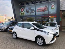 Toyota Aygo - 1.0 VVT-i x-play