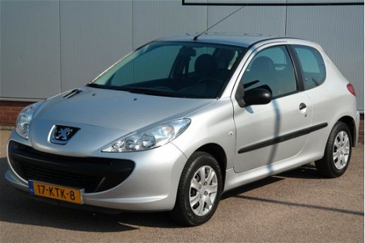 Peugeot 206 - 1.1 XR org. NL-auto - 1