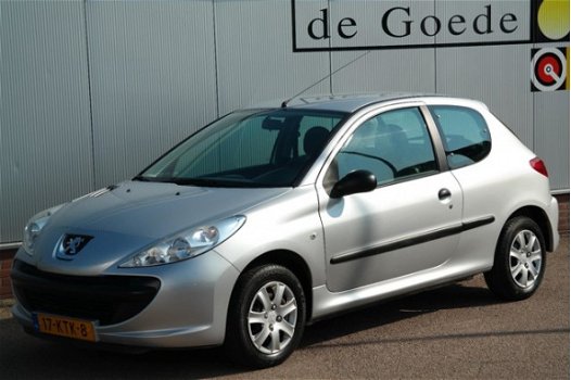 Peugeot 206 - 1.1 XR org. NL-auto - 1