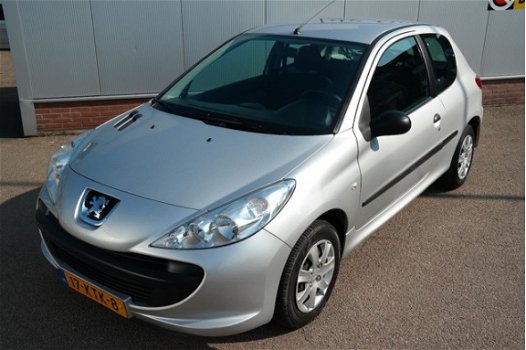 Peugeot 206 - 1.1 XR org. NL-auto - 1