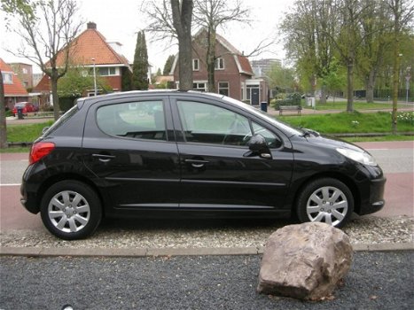 Peugeot 207 - 1.4-16V X-line zeer mooi en technisch 100% goed - 1