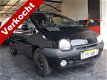 Renault Twingo - 1.2 Cinétic Quickshift 5 Automaat jaar Apk - 1 - Thumbnail