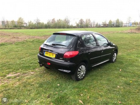 Peugeot 206 - 1.1 XR NAP/NWE APK/DB RIEM VERVANGEN - 1