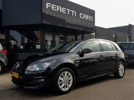 Volkswagen Golf - 1.6 TDI COMFORT-LINE BLUEMOTION 5DRS NAVI AIRCO PARKASSISTENT 6VERSN LMV PDC - 1