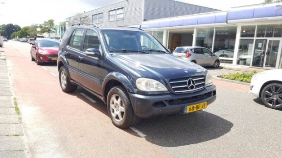 Mercedes-Benz M-klasse - ML 400 CDI GRIJS KENTEKEN - 1