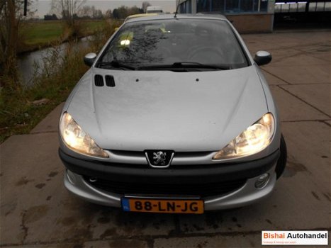 Peugeot 206 CC - 1.6-16V - 1