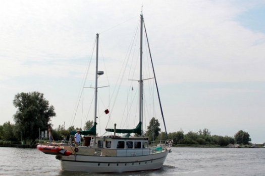 Bronsveen Zeilkotter Motorsailer 1600 - 1