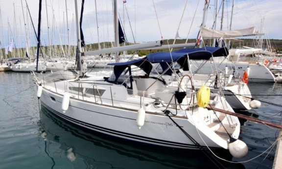 Jeanneau Sun Odyssey 36i - 2