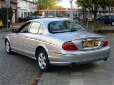 Jaguar S-type - 4.0 V8 ZEER NETTE YOUNGTIMER