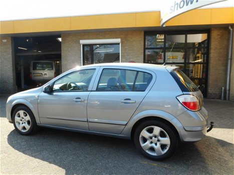 Opel Astra - 1.6 Edition Automaat Airco - 1