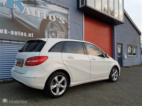 Mercedes-Benz B-klasse - 180 Ambition Sport, Xenon, Led, PDC, NAP - 1