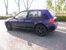 Volkswagen Golf - 1.4-16V