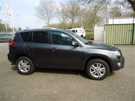 Toyota RAV4 - 2.0 VVTi Dynamic 2WD Navi Leder - 1