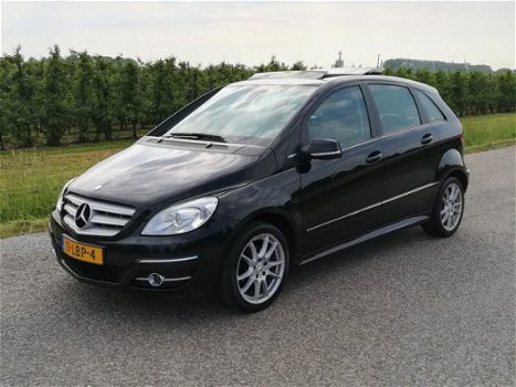 Mercedes-Benz B-klasse - 180 BlueEFFICIENCY Panoramadak - 1