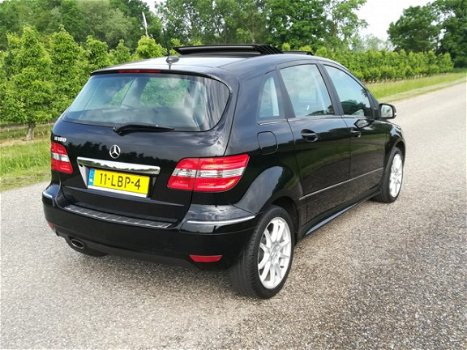 Mercedes-Benz B-klasse - 180 BlueEFFICIENCY Panoramadak - 1