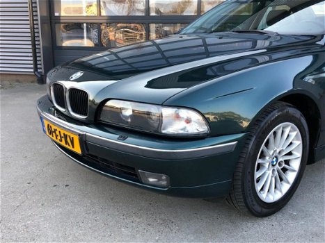 BMW 5-serie - 523i Executive * APK 09-2020 * YOUNGTIMER * AUTOMAAT * NETTE AUTO - 1