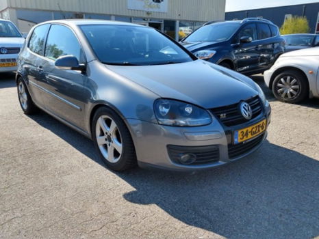 Volkswagen Golf - 2.0 TDI Comfortline - 1