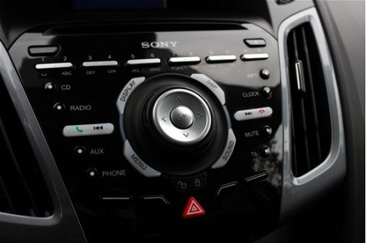 Ford Focus Wagon - 1.6 EcoBoost 150pk Titanium | Cruise | Bluetooth | Verwarmde Voorruit | - 1