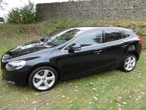 Volvo V40 - D4/SUMMUM BSN/NAVI/LEDER/ON-CALL/KEYLESS/INR&GAR.MOGELIJK - 1