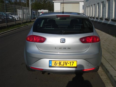 Seat Leon - 1.4 5drs - Zeer nette auto MET NIEUWE APK - 1