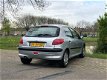 Peugeot 206 - Gentry 1.6-16V - 1 - Thumbnail