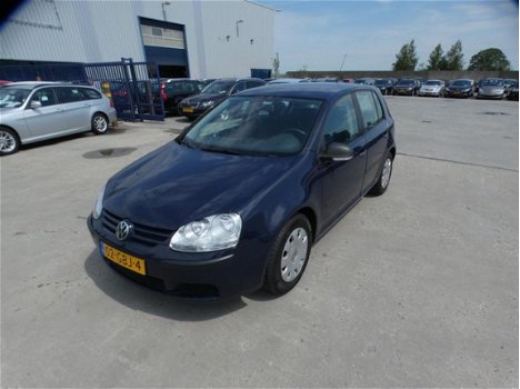 Volkswagen Golf - 1.4 TSI Trendline Airco / Elek ramen / centrale deurvergendeling - 1