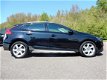 Volvo V40 Cross Country - 1.6 D2 Momentum - 1 - Thumbnail