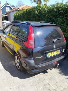 Peugeot 206 SW - 1.4 X-line nieuwe bande nieuwe APK - 1