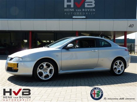 Alfa Romeo GT - 2.0 JTS Imola - 1