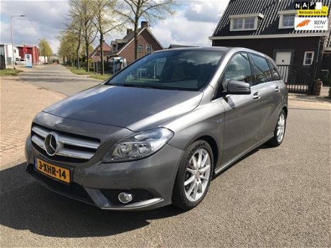 Mercedes-Benz B-klasse - 180 Ambition - 1