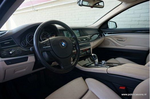 BMW 5-serie - 523i High Exec, Comfortstoelen, Navi prof, Elek trekhaak, Xenon - 1