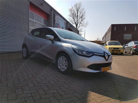 Renault Clio - 0.9 TCe Expression Turbo - 1