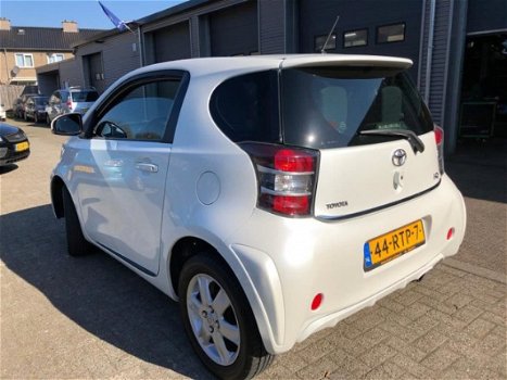 Toyota iQ - 1.0 VVTi Comfort STUURBEKRACHTIGING - 1