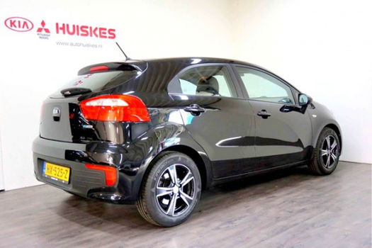 Kia Rio - 1.2 CVVT ComfortLine Licht metalen velgen Luxe bekleding, airco - 1