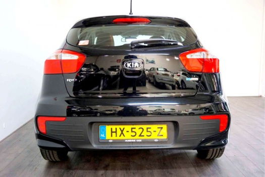 Kia Rio - 1.2 CVVT ComfortLine Licht metalen velgen Luxe bekleding, airco - 1