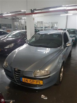 Alfa Romeo 147 - 1.6 T.Spark Distinctive - 1