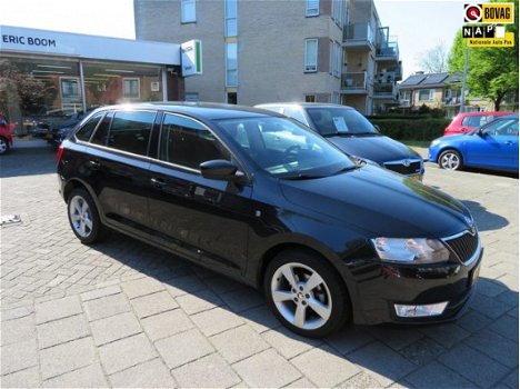 Skoda Rapid Spaceback - 1.2 TSI Greentech Ambition Businessline Pro NAVIGATIE , CARKIT ENZ - 1