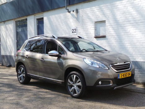 Peugeot 2008 - 1.6 VTi 120pk Première Navi Panoramadak Grip Control - 1