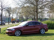 BMW 1-serie Coupé - 123d High Executive ( AIRCO + INRUIL MOGELIJK )