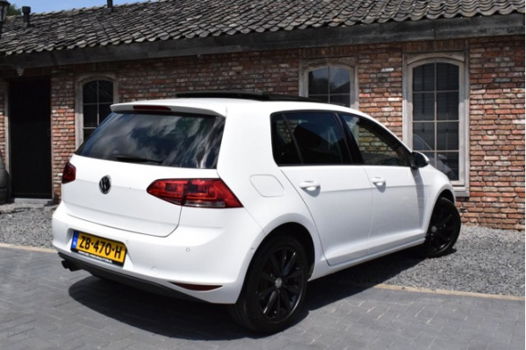 Volkswagen Golf - 1.4 TSI Highline Pano/Xenon/1e eigenaar - 1