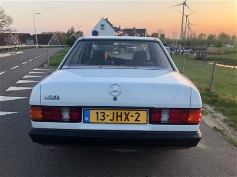 Mercedes-Benz 190-serie - 2.0 IN NIEUWSTAAT €120, - Wegenbelasting per jaar - 1