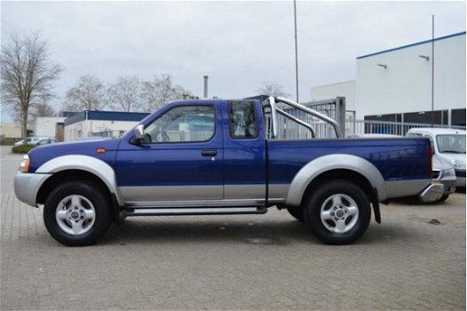 Nissan King Cab - Pick-up 2.5 DTi Navara 4x4 goed ond Nap Apk - 1