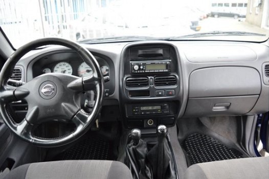 Nissan King Cab - Pick-up 2.5 DTi Navara 4x4 goed ond Nap Apk - 1
