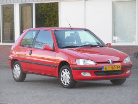 Peugeot 106 - 1.1 Accent Select NiEUWE APK/NETTE AUTO - 1