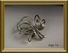 Mooie zilveren (925) broche // vintage silver brooch