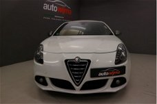 Alfa Romeo Giulietta - 1.4 Turbo 120 pk Veloce 17Inch L.M. velgen, Sportpack